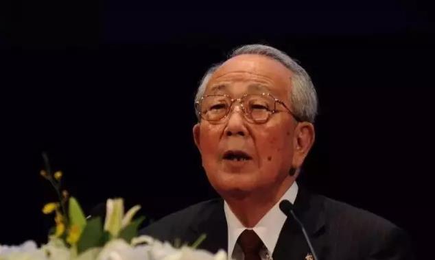 稻盛和夫：拼命努力的過程中，會發(fā)生不可思議的事情